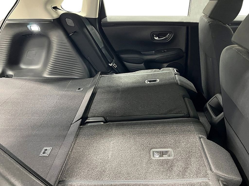 Used 2025 Honda HR-V LX image 29