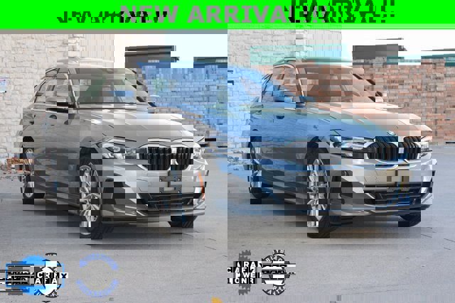 Used 2024 BMW 330e xDrive image 1