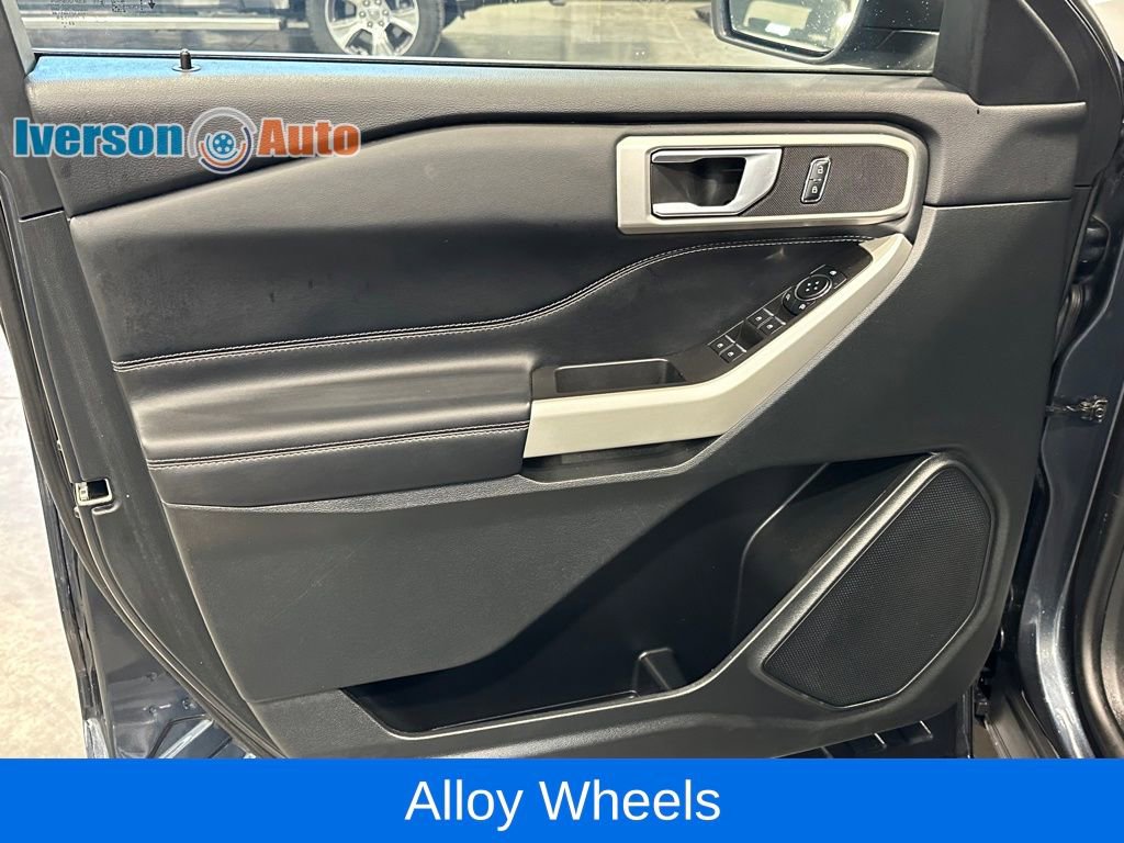 Used 2023 Ford Explorer XLT w/ Equipment Group 202A image 14