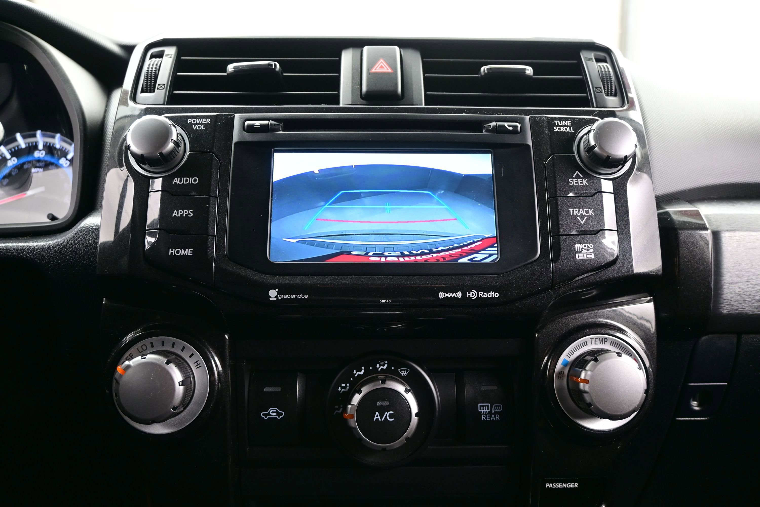 Used 2018 Toyota 4Runner TRD Off-Road AWD/4WD image 18