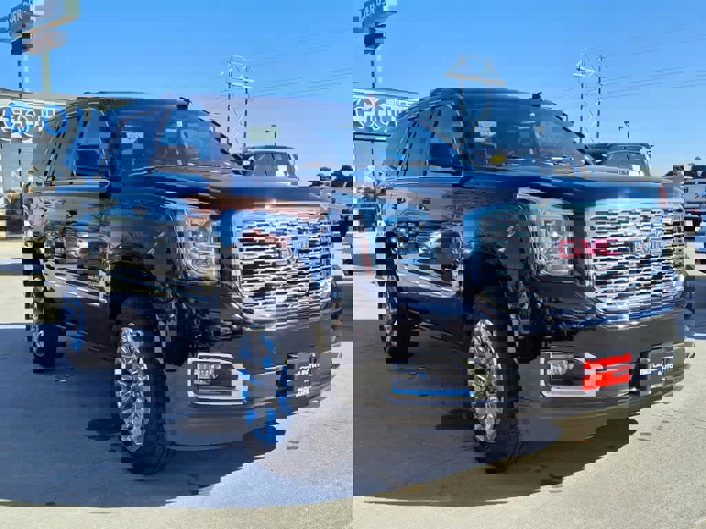 Used 2020 GMC Yukon Denali w/ Open Road Package image 9