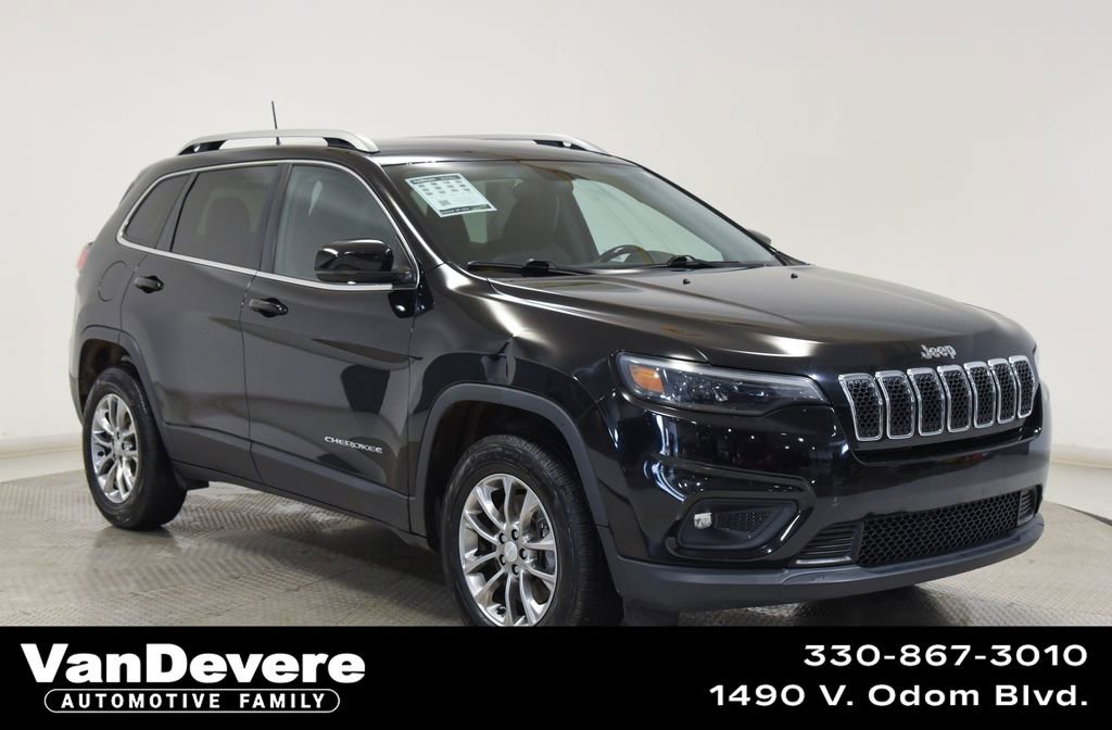 Used 2020 Jeep Cherokee Latitude Plus w/ Cold Weather Group image 1