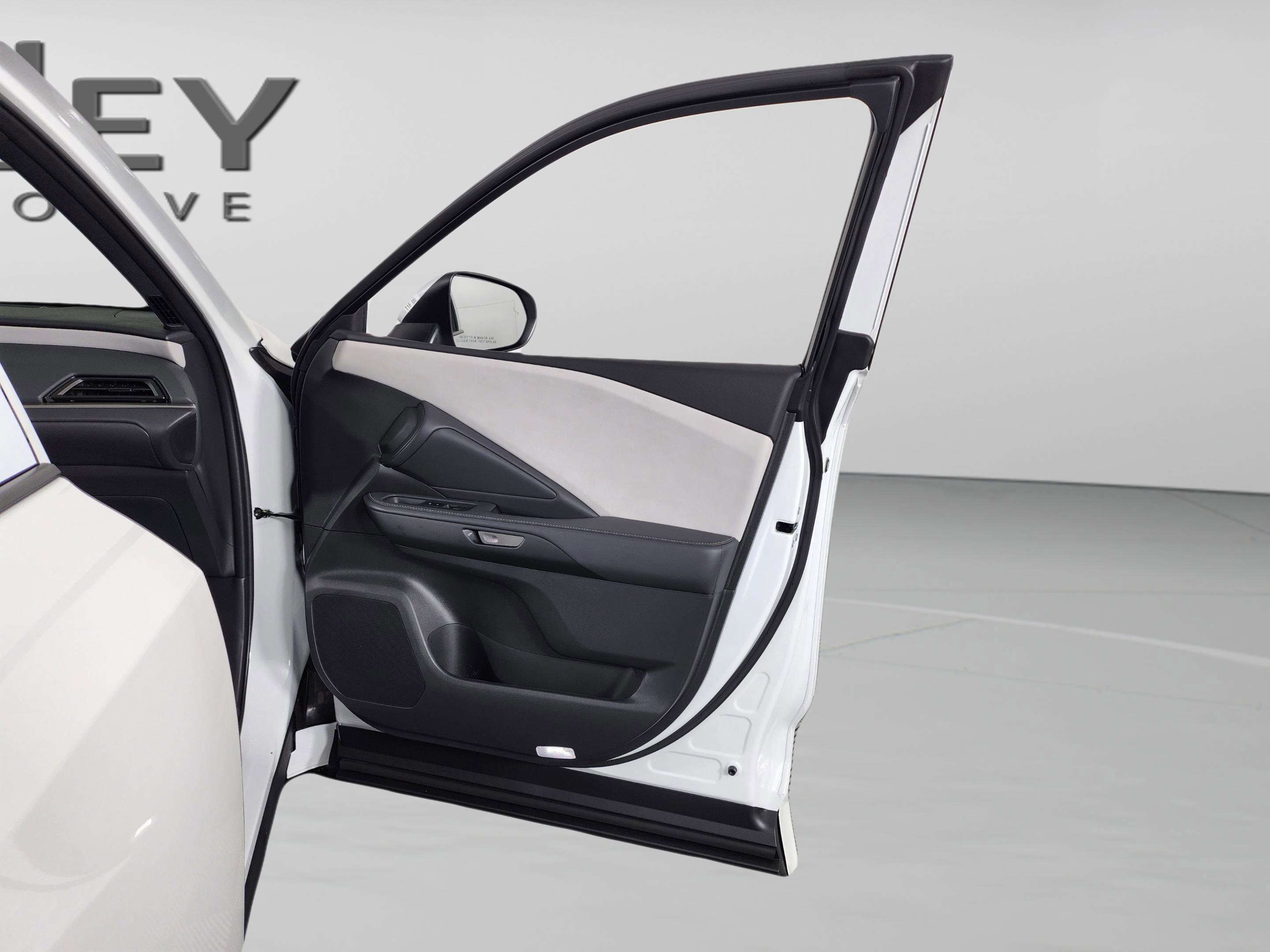 New 2026 Lexus TX 350 AWD image 32