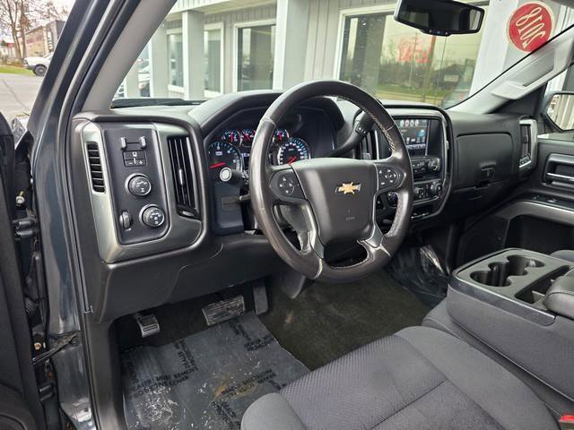 Used 2018 Chevrolet Silverado 1500 LT w/ All Star Edition AWD/4WD image 9