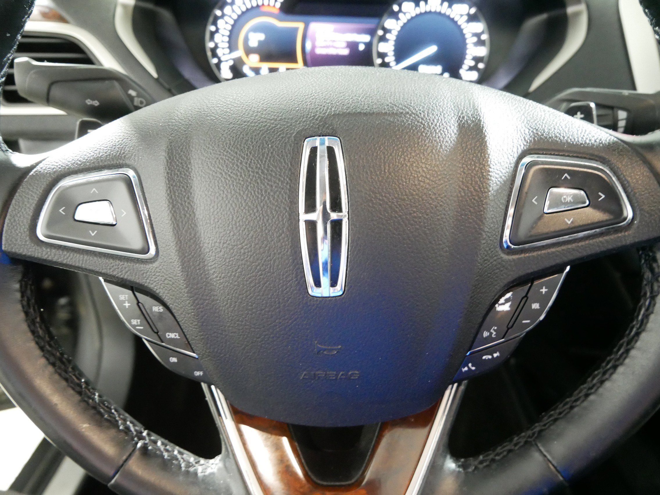 Used 2015 Lincoln MKZ w/ Equipment Group 101A Select image 25