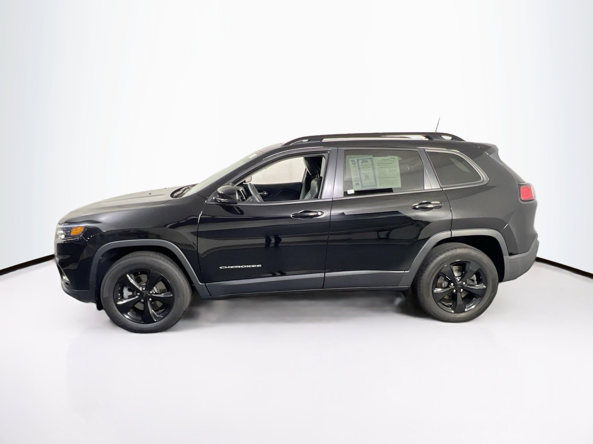 Used 2022 Jeep Cherokee Limited image 8