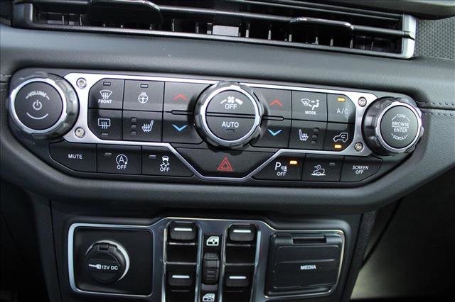 New 2025 Jeep Gladiator Rubicon AWD/4WD image 17
