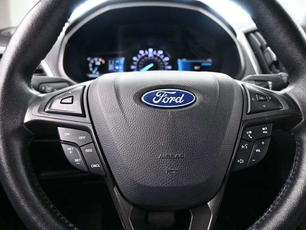 Used 2022 Ford Edge Titanium image 29
