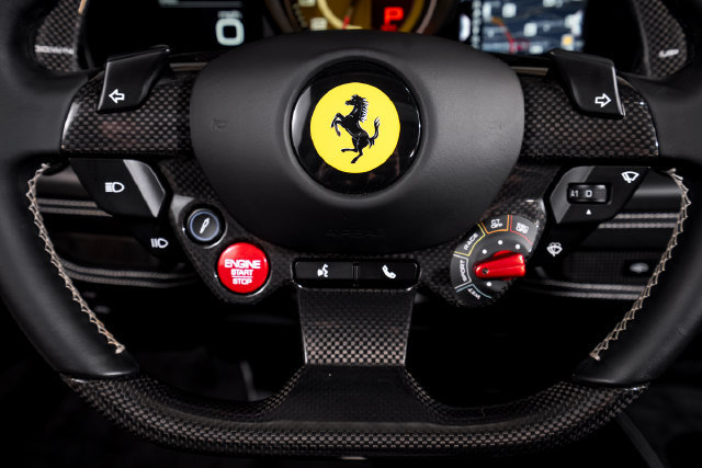 Used 2021 Ferrari F8 Tributo RWD image 37