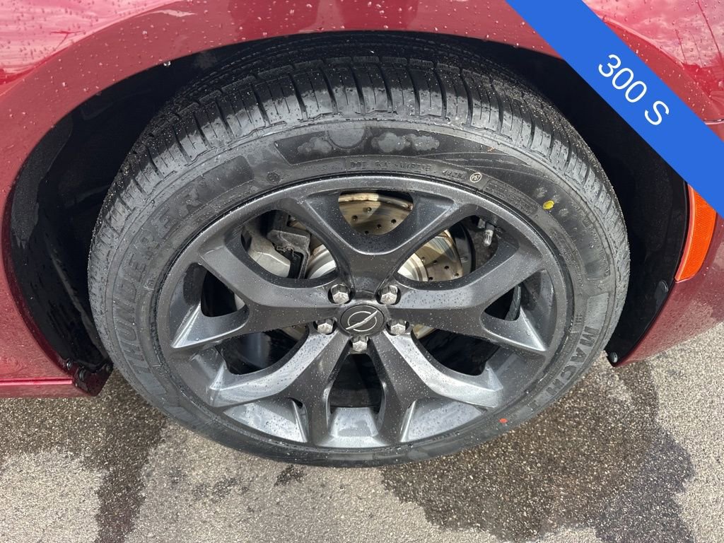 Used 2021 Chrysler 300 S image 30
