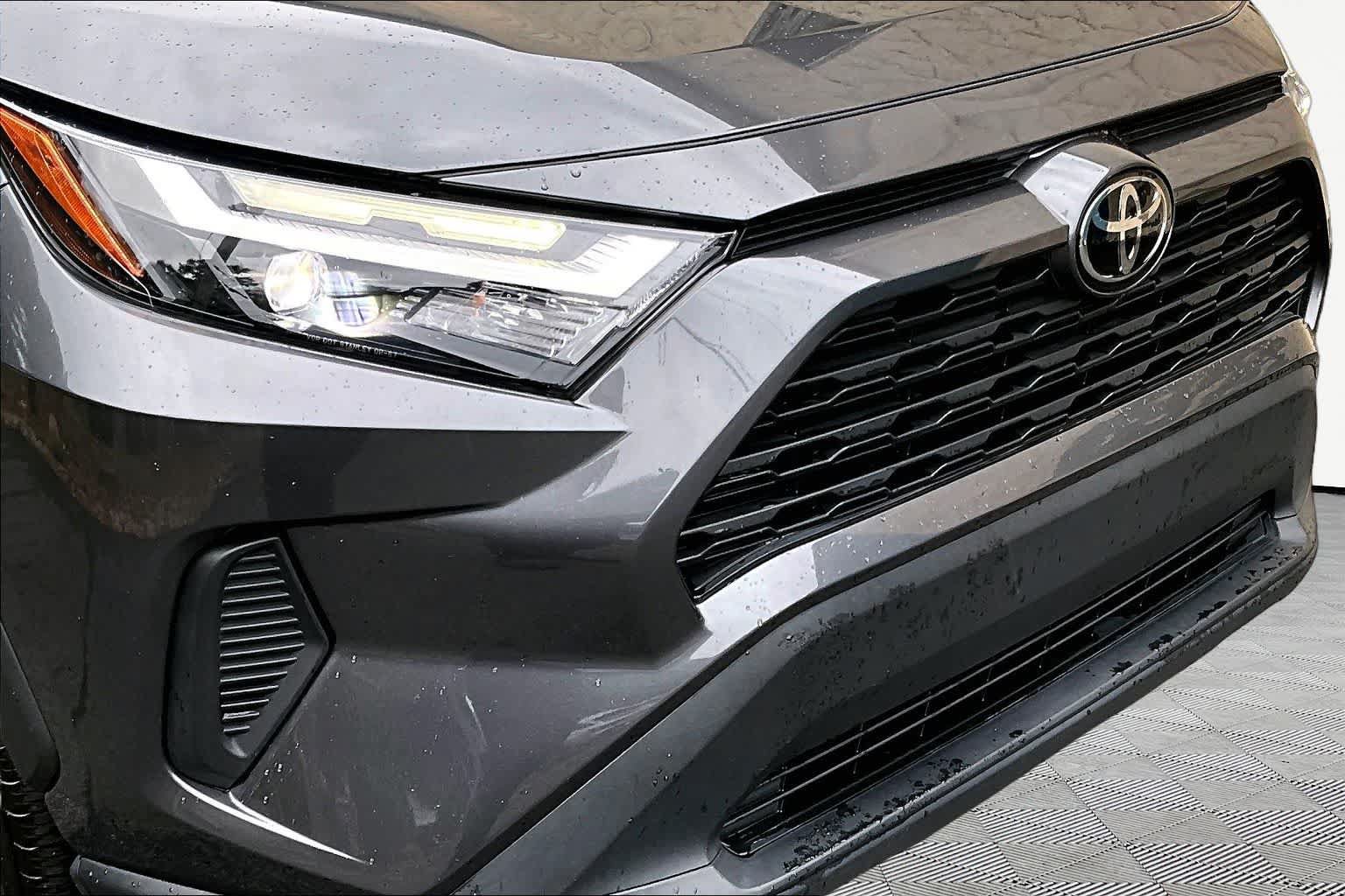 Certified 2023 Toyota RAV4 LE FWD image 30