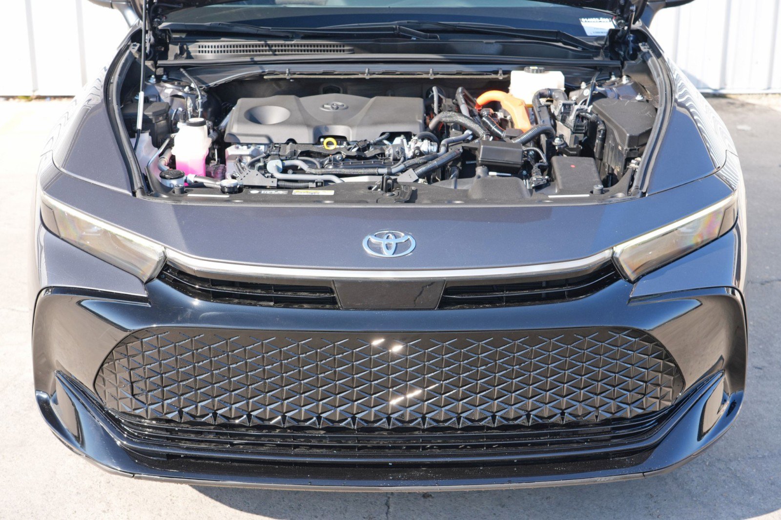 Used 2023 Toyota Crown XLE image 7