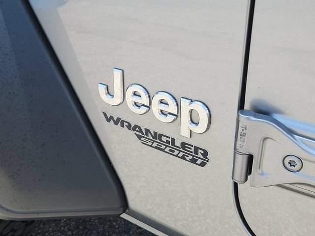 Used 2020 Jeep Wrangler Sport AWD/4WD image 23