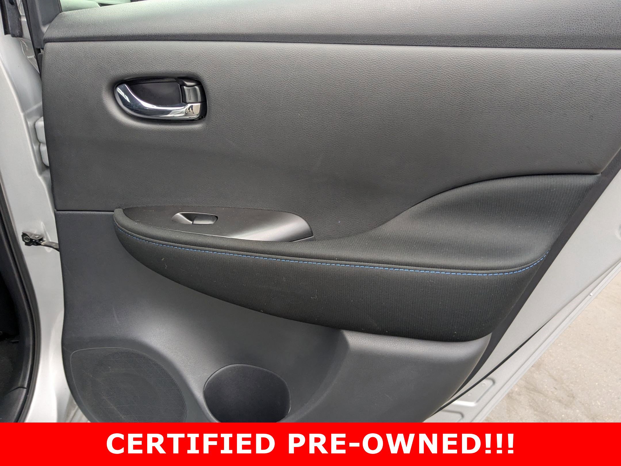 Certified 2024 Nissan Leaf S image 27