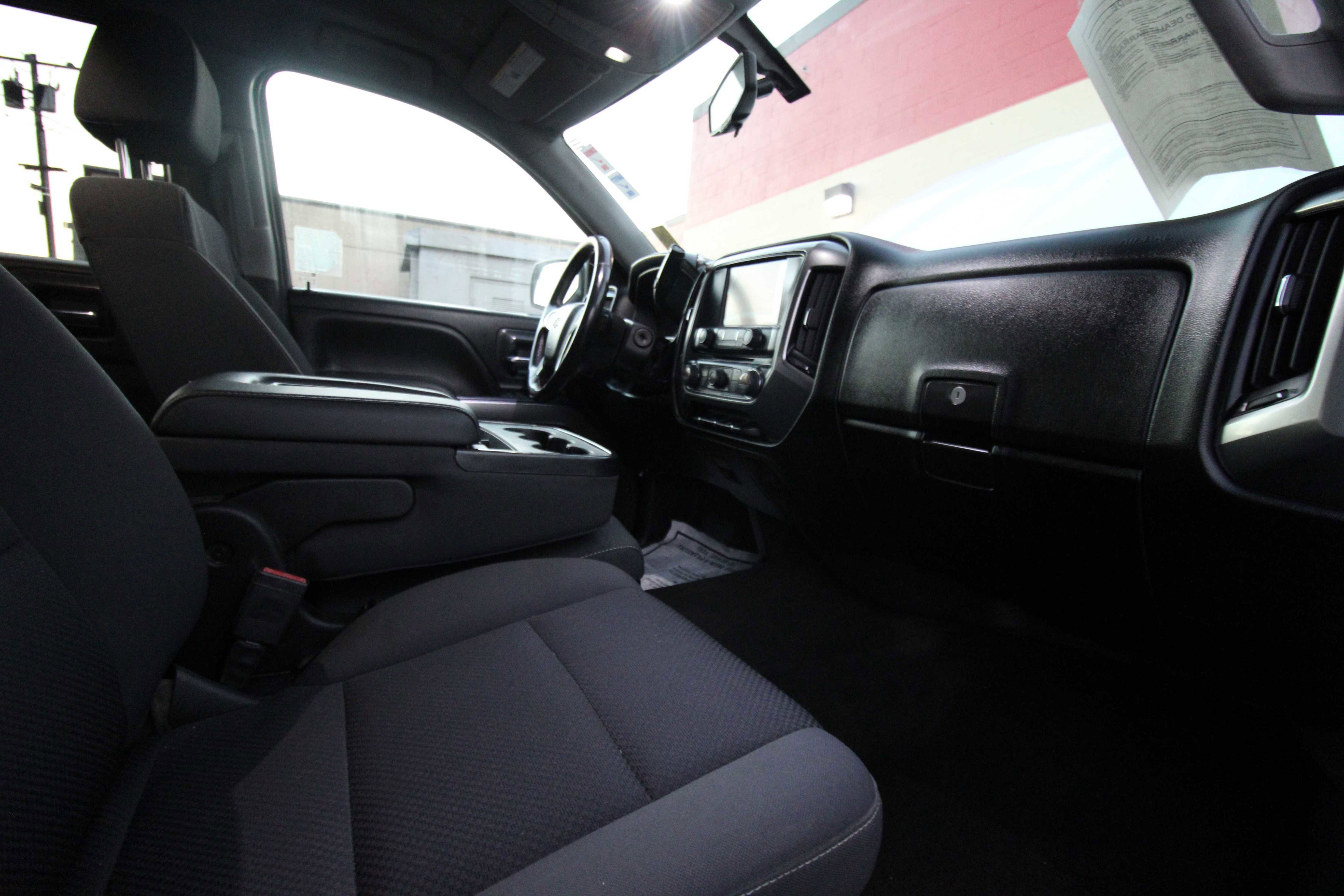 Used 2018 Chevrolet Silverado 1500 LT w/ All Star Edition image 23