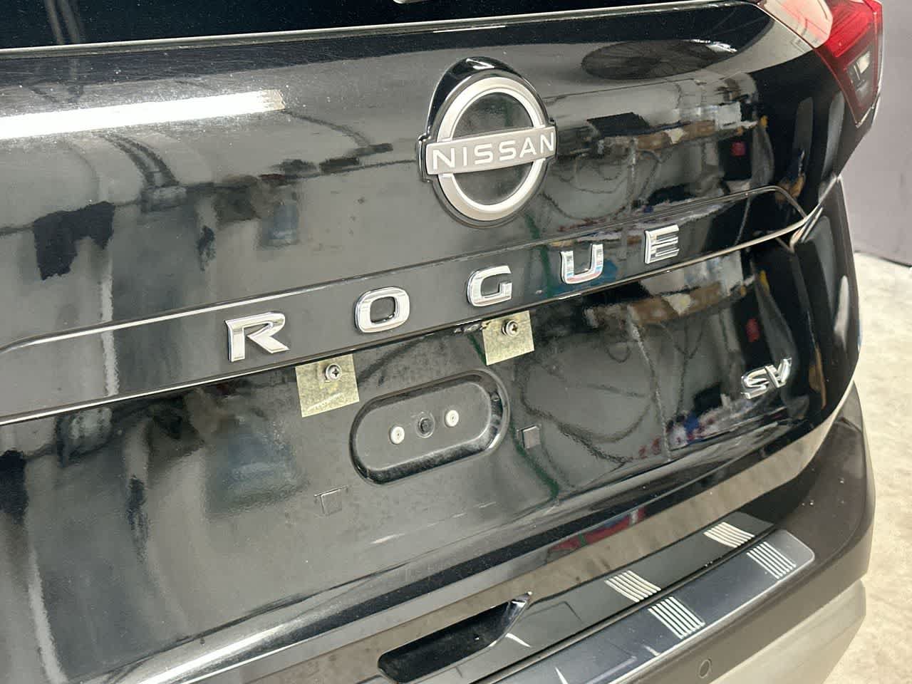 Used 2023 Nissan Rogue SV FWD image 10