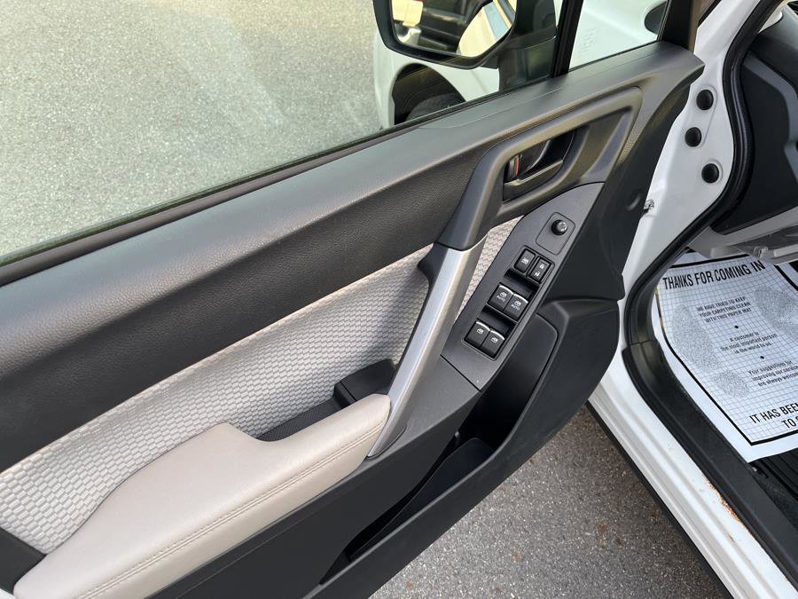 Used 2018 Subaru Forester 2.5i Premium w/ All-Weather Package AWD/4WD image 10
