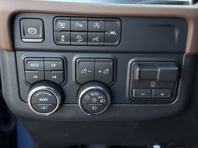 New 2026 Chevrolet Tahoe High Country AWD/4WD image 17