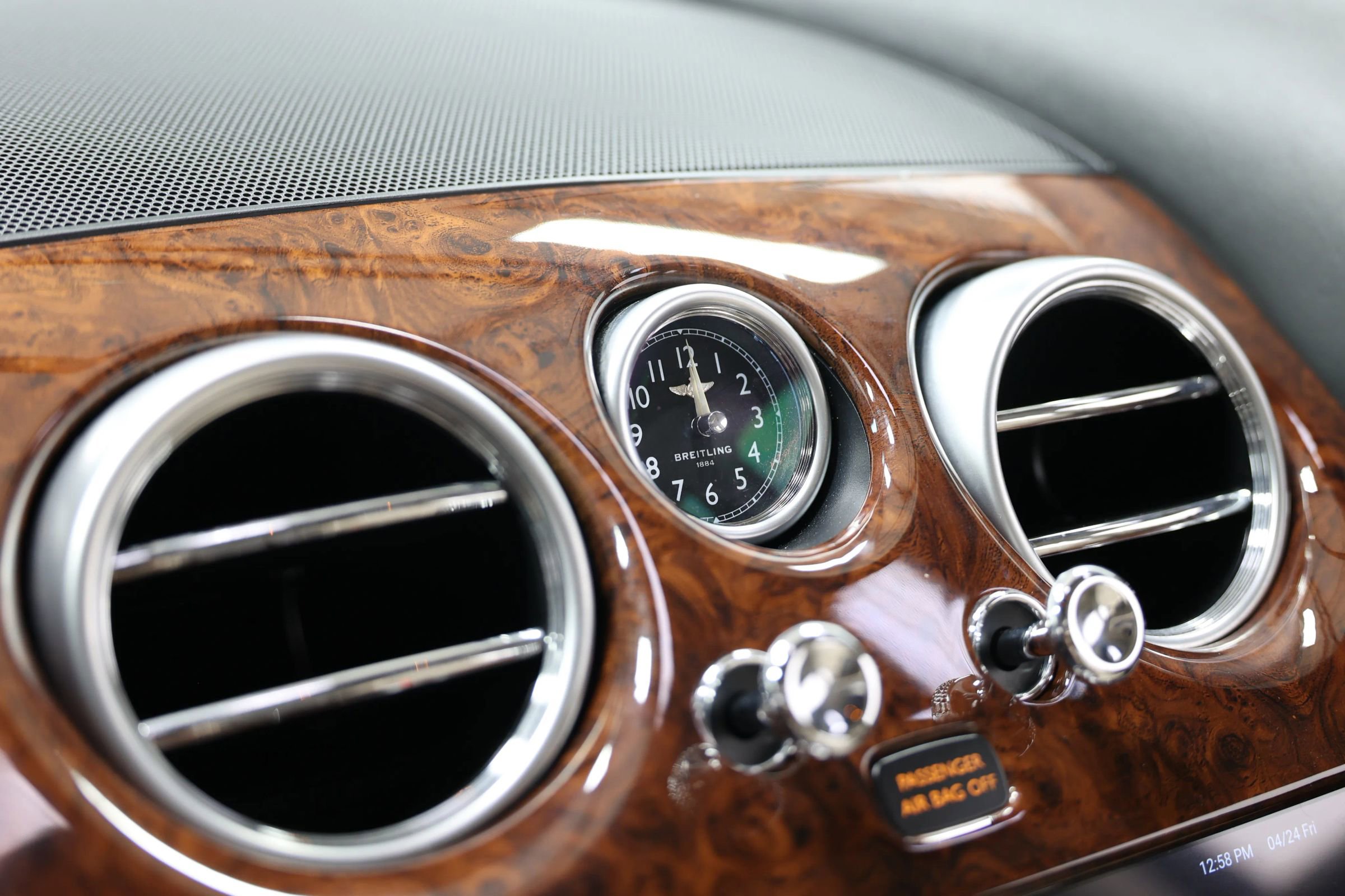Used 2014 Bentley Flying Spur W12 AWD/4WD image 32