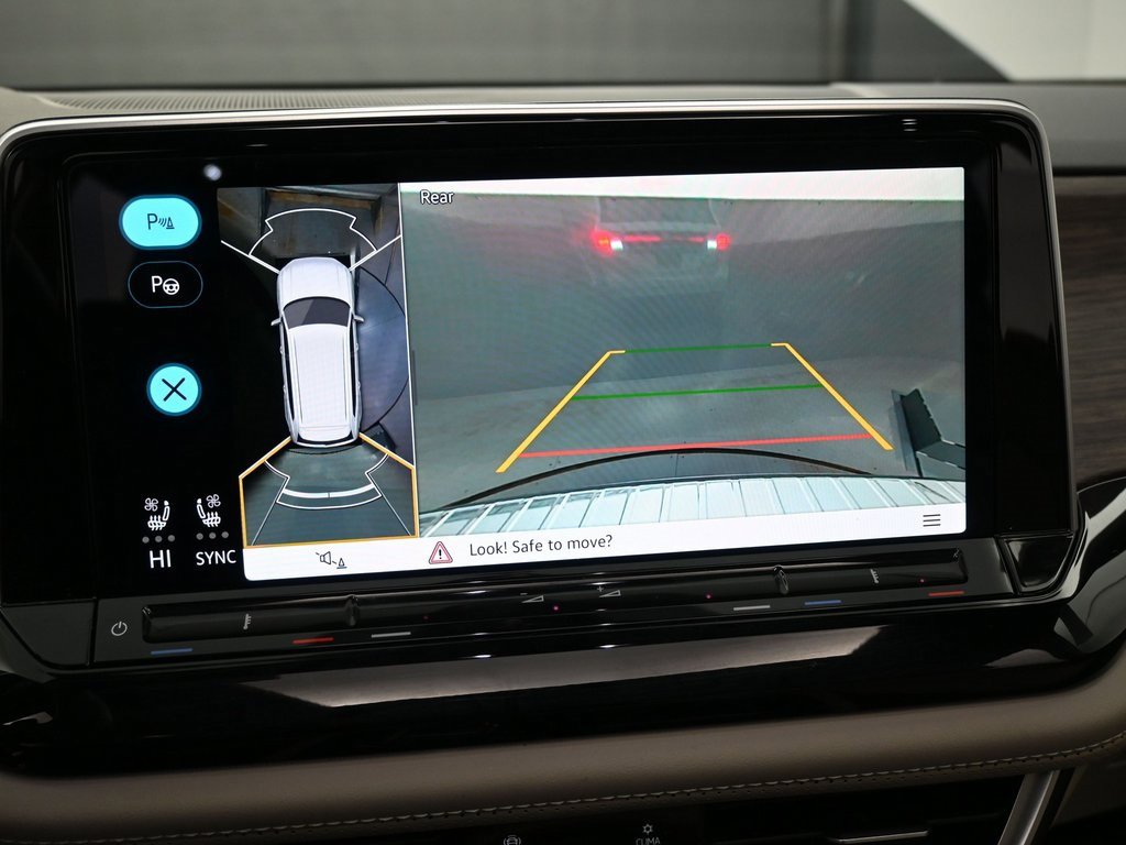 Used 2024 Volkswagen Atlas SEL Premium R-Line image 15