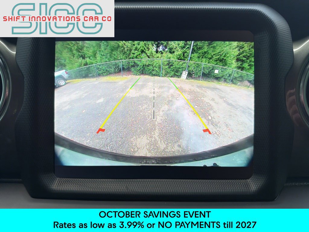 Used 2023 Jeep Wrangler Unlimited Sahara AWD/4WD image 18