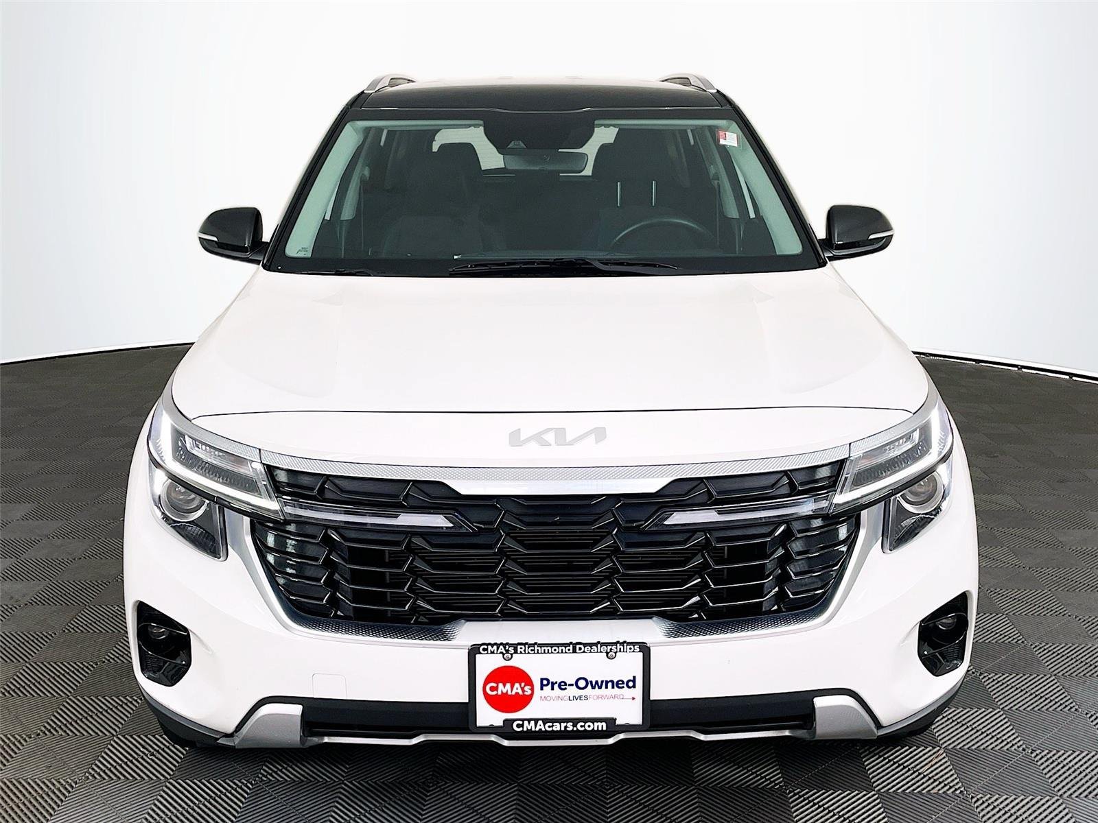 Certified 2025 Kia Seltos S FWD image 2