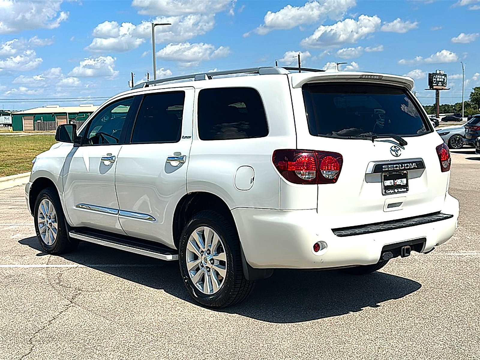 Used 2020 Toyota Sequoia Platinum RWD image 6
