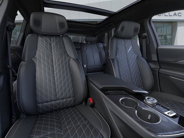 New 2026 Cadillac Lyriq V AWD/4WD image 16