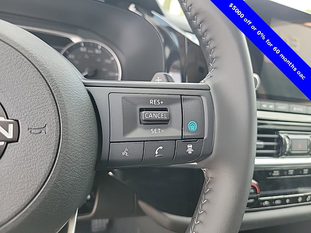 New 2025 Nissan Pathfinder SV w/ Black Appearance Package image 24