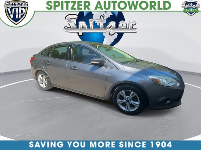 Used 2014 Ford Focus SE FWD image 2