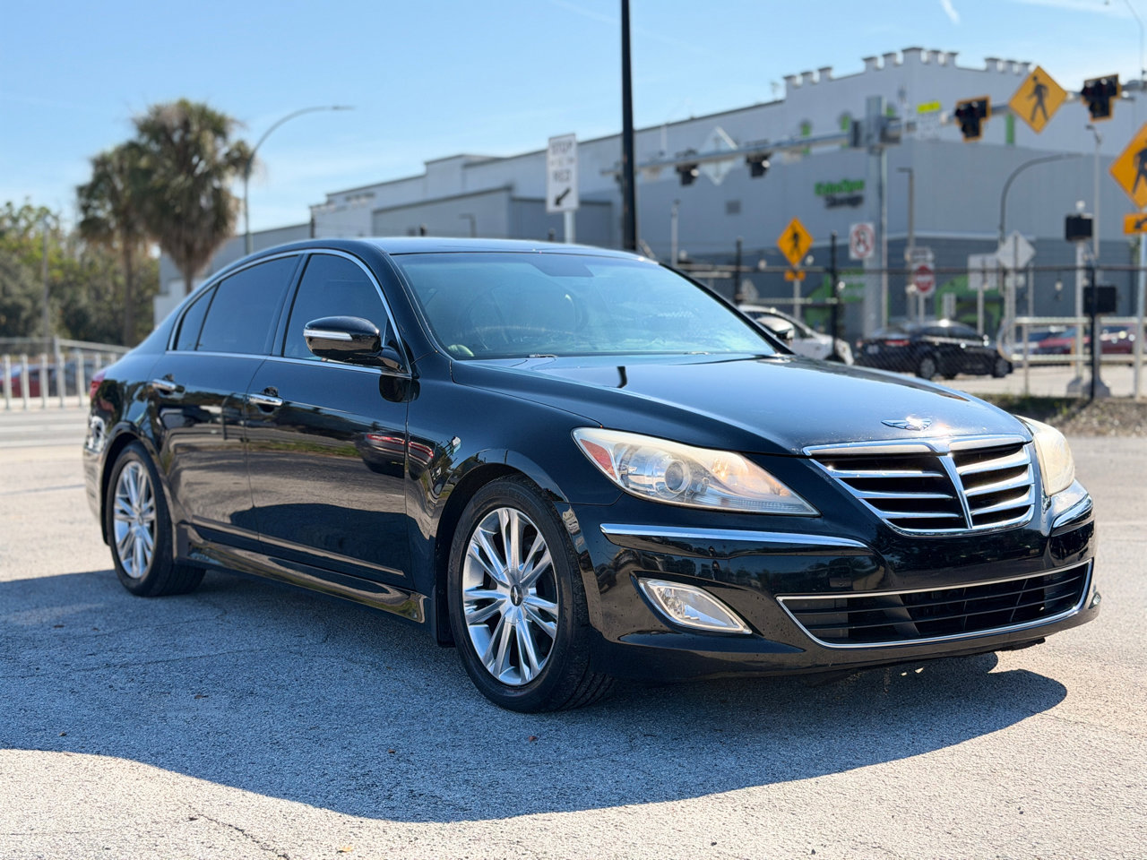 Used 2013 Hyundai Genesis 3.8 w/ Premium Pkg image 7