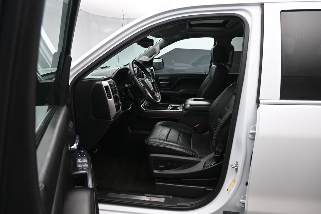 Used 2018 GMC Sierra 1500 Denali w/ Denali Ultimate Package AWD/4WD image 12