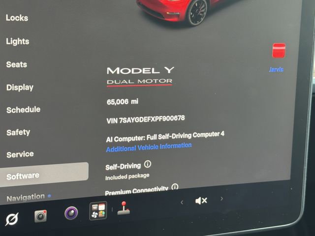 Used 2023 Tesla Model Y Performance AWD/4WD image 14