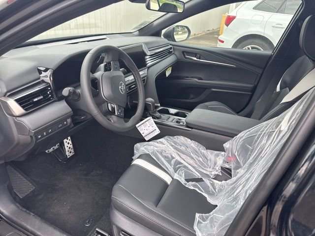 Used 2025 Toyota Camry SE FWD image 28