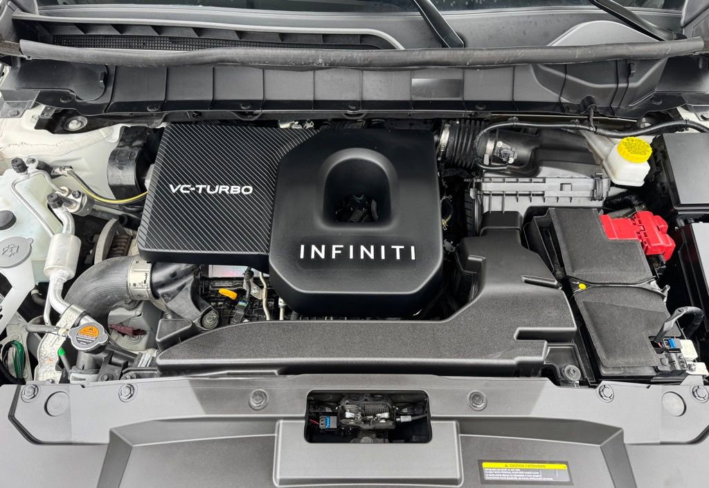 Used 2025 INFINITI QX60 Luxe w/ Black Edition image 9