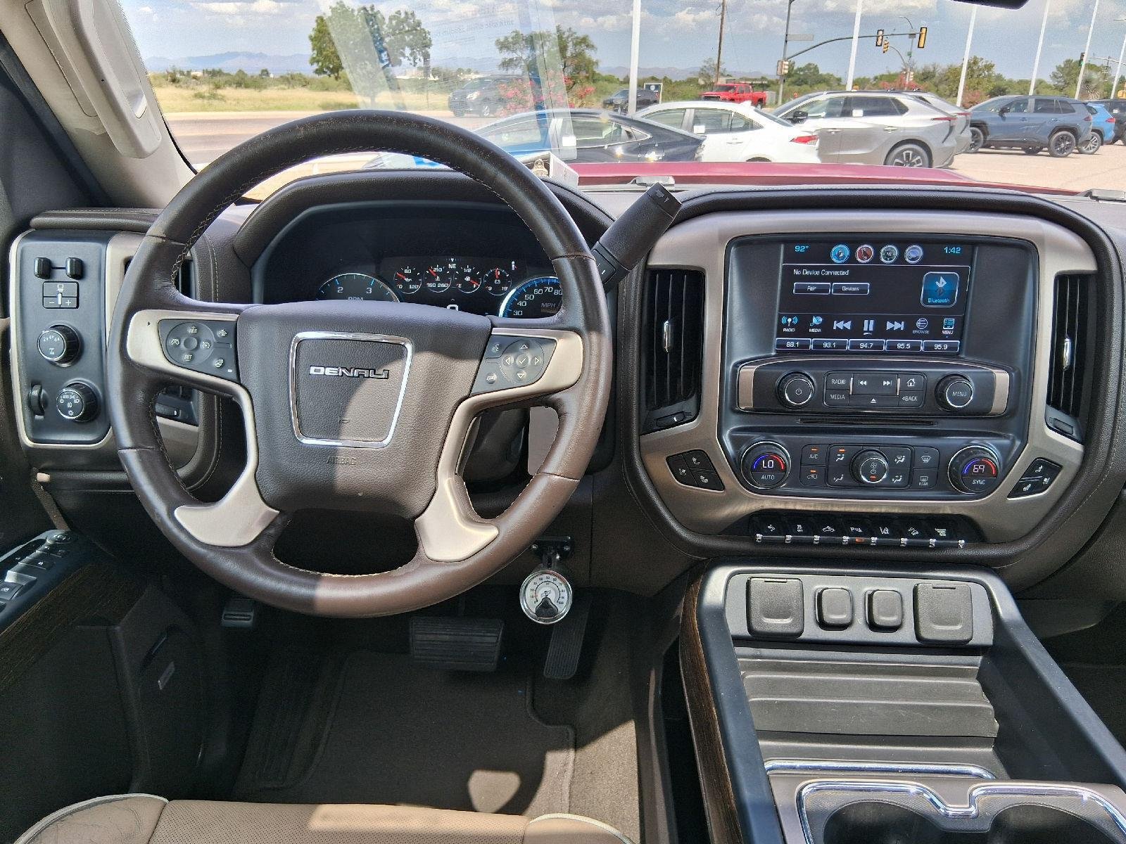 Used 2018 GMC Sierra 2500 Denali w/ Duramax Plus Package AWD/4WD image 27