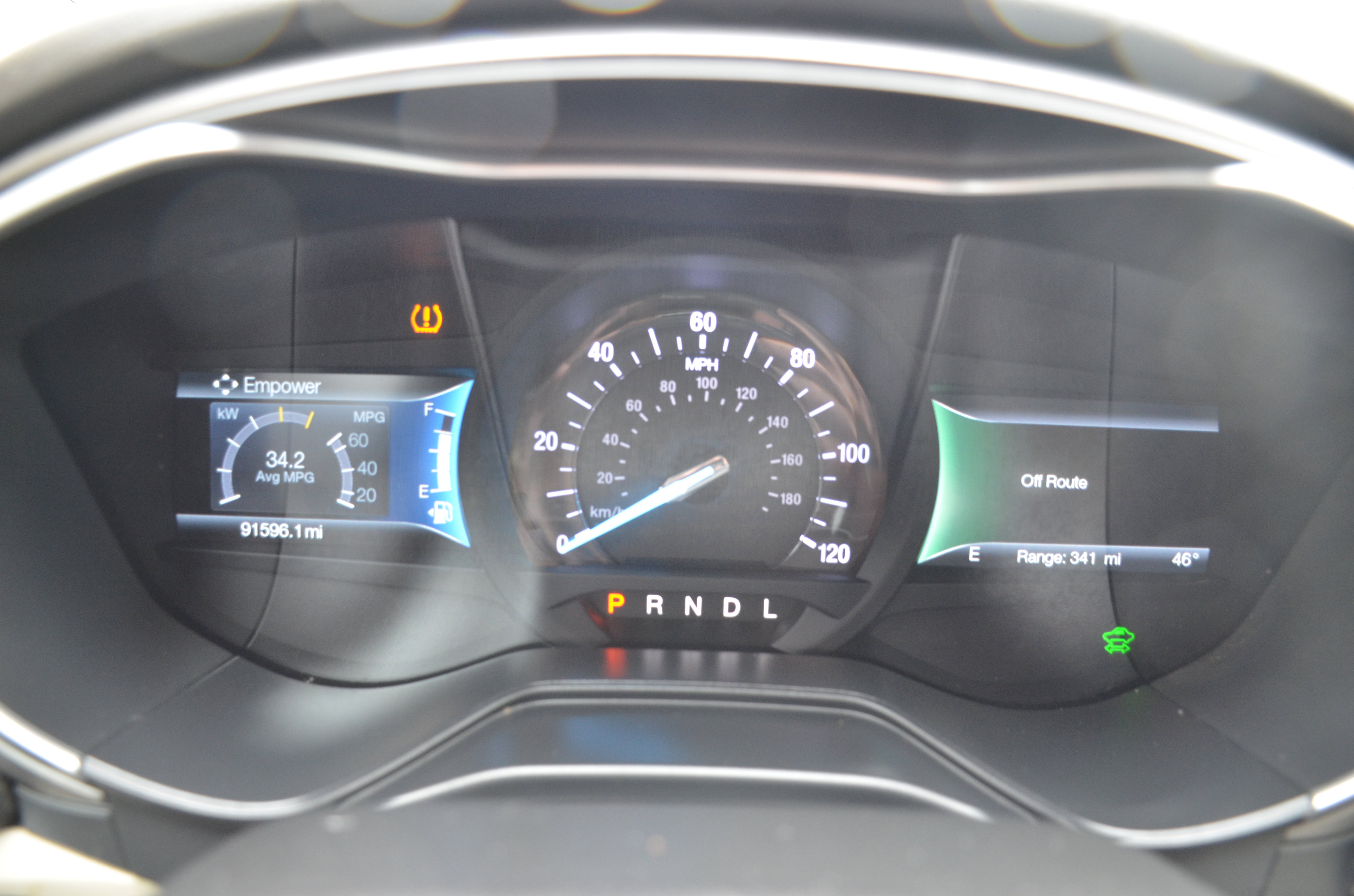 Used 2019 Ford Fusion SE FWD image 8