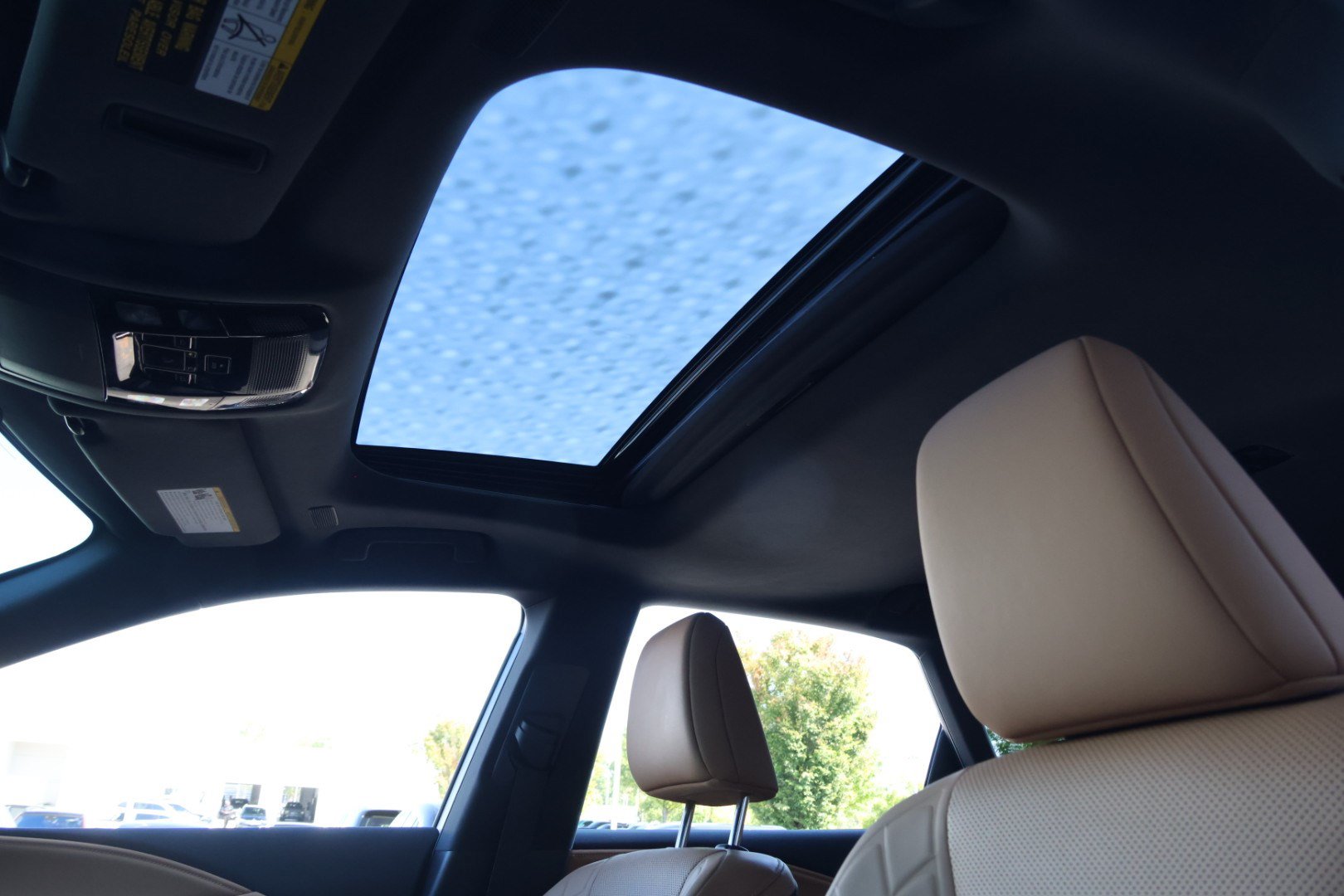 Used 2025 Lexus RX 350 Premium w/ Accessory Package FWD image 31