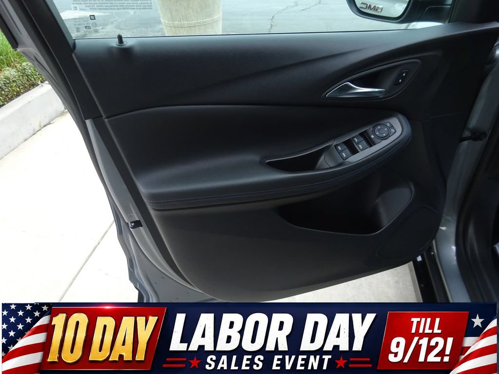 Used 2026 Buick Encore GX Sport Touring w/ Comfort Package FWD image 23