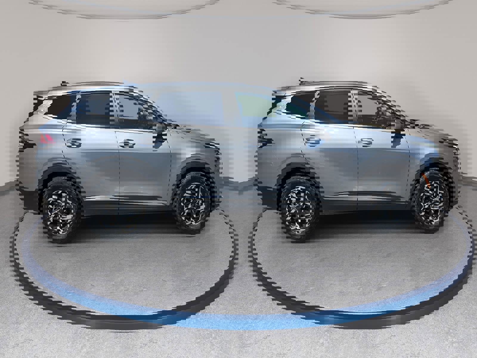 Used 2025 Kia Sportage LX image 4