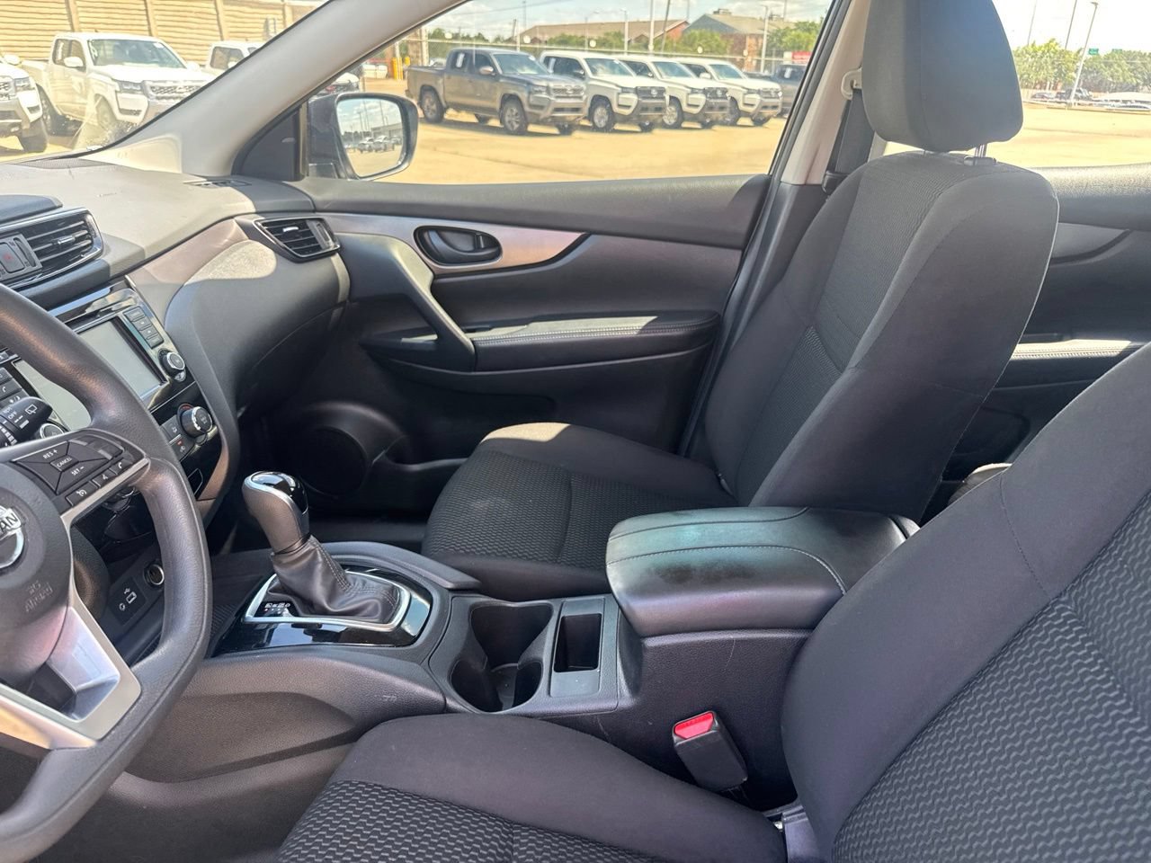 Used 2020 Nissan Rogue Sport S AWD/4WD image 40
