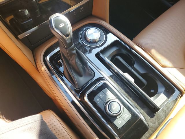 Used 2024 INFINITI QX80 Sensory image 21