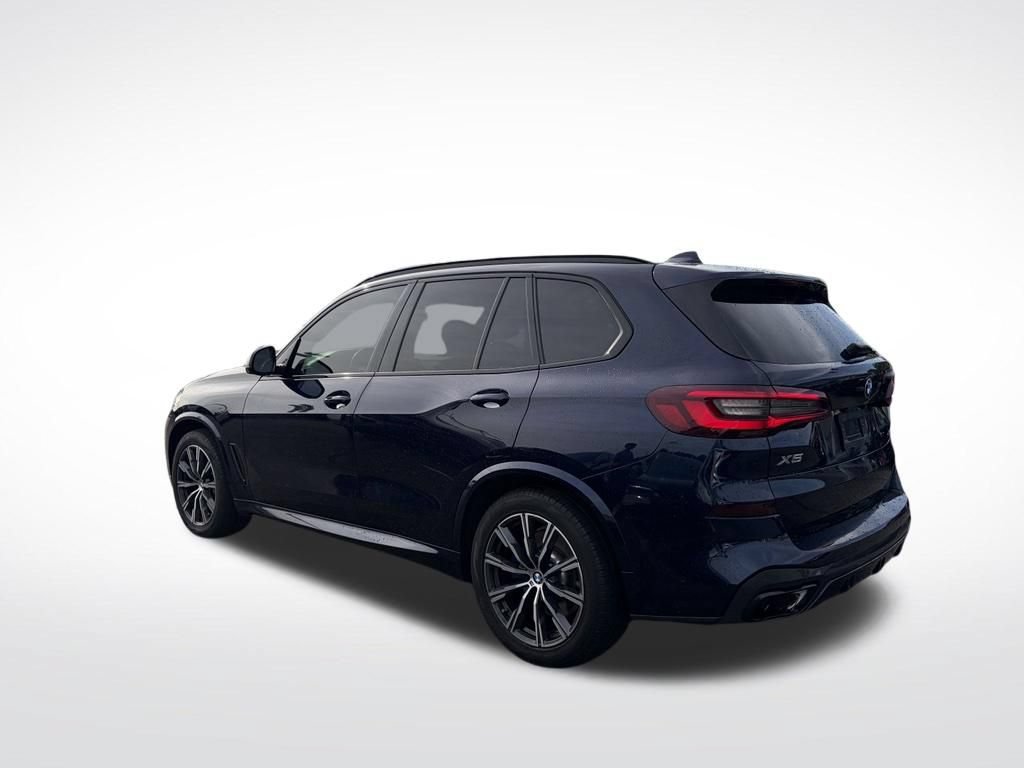 Used 2020 BMW X5 xDrive40i w/ M Sport Package AWD/4WD image 6