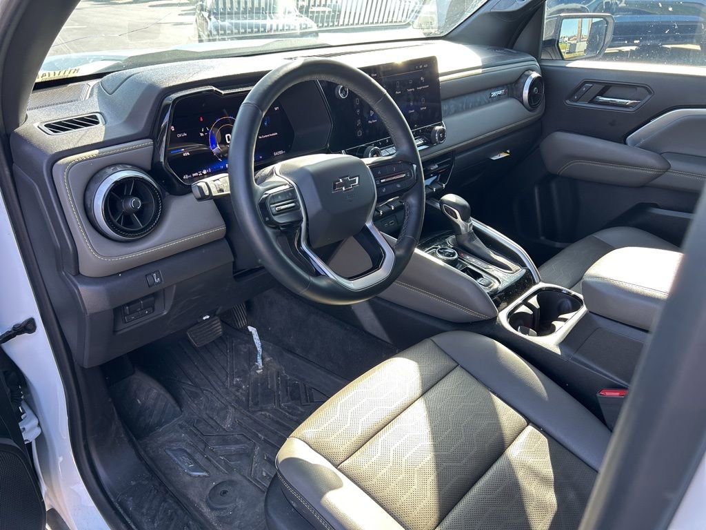 Used 2023 Chevrolet Colorado ZR2 w/ ZR2 Convenience Package III image 19
