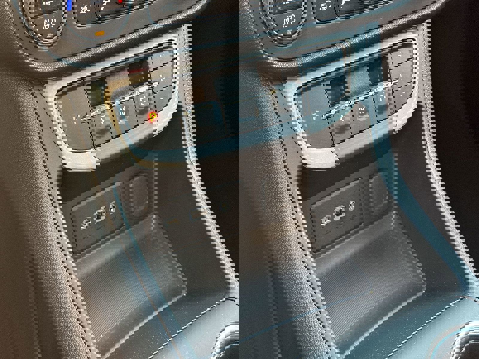 Used 2022 GMC Terrain SLE w/ Driver Convenience Package image 26