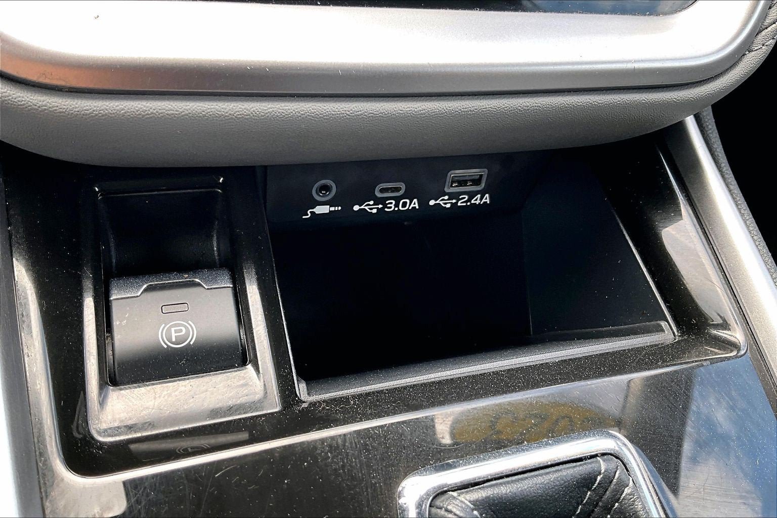 Used 2023 Subaru Outback Premium AWD/4WD image 29