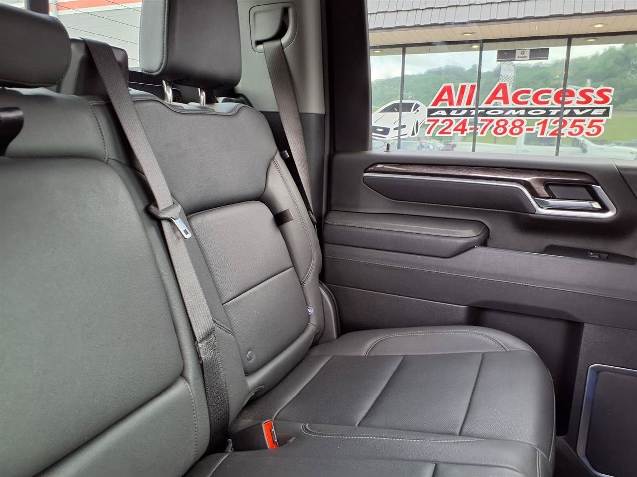 Used 2025 Chevrolet Silverado 2500 LTZ w/ LTZ Premium Package AWD/4WD image 6