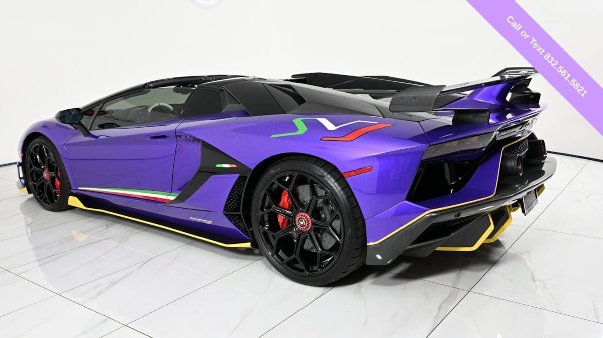 Used 2021 Lamborghini Aventador SVJ AWD/4WD image 36