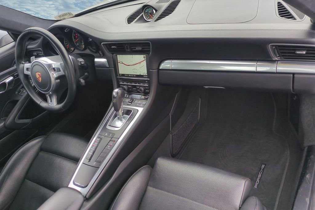 Used 2015 Porsche 911 Turbo AWD/4WD image 15