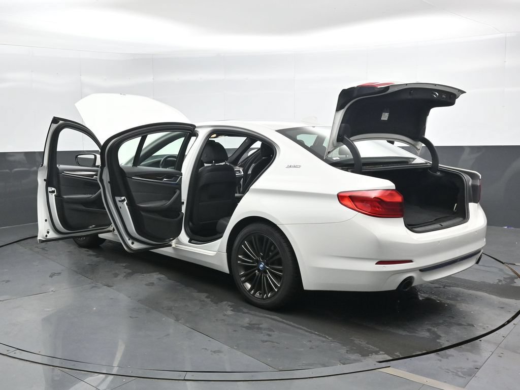Used 2019 BMW 530e xDrive w/ Convenience Package AWD/4WD image 50